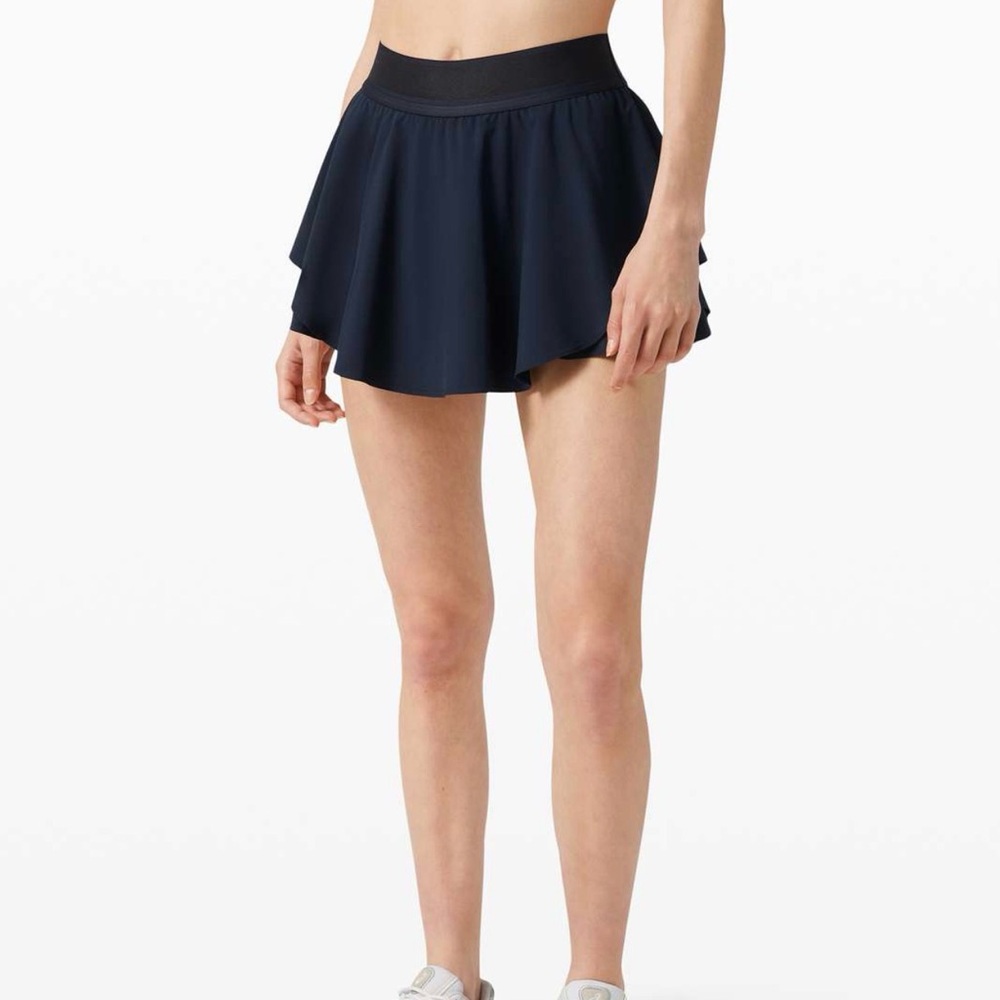 Lululemon True navy court rival skirt size 4 regular
